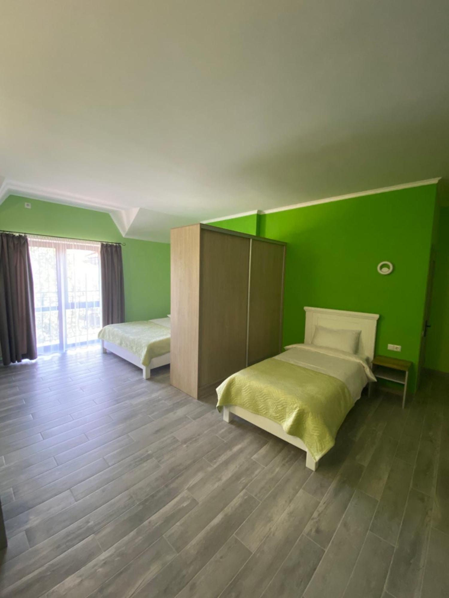 Maestro Hotel Ostroh Exterior foto
